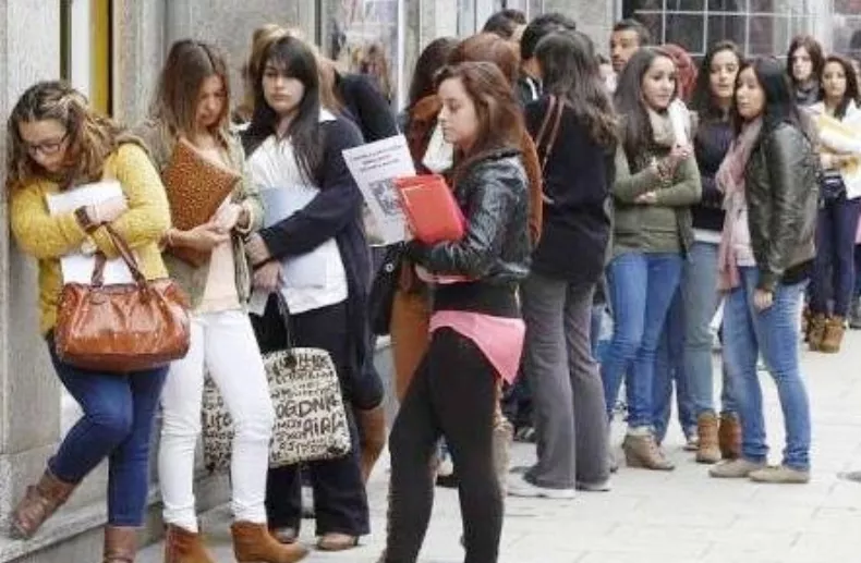 El desempleo ronda el 50 % en mujeres