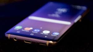 Samsung lanza el aparato Galaxy  Note 8 inteligente