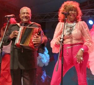 Fortaleza Ozama recibe el merengue de  Fefita  La Grande y Francisco Ulloa