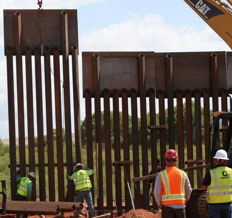 Estados Unidos anuncia prototipo de muro fronterizo
