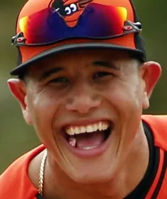 Manny  Machado decide con jonrón para los Orioles