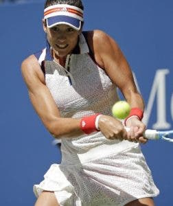 Garbiñe Muguruza, dominante en debut en el Abierto de Estados Unidos