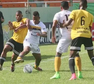 Pantoja se acopla tras su segunda corona en la Liga Dominicana de Fútbol