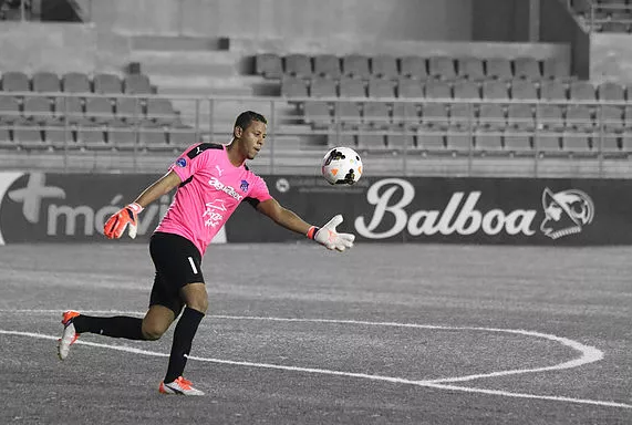 3b0311_b5a9800b06254ddfb6e809cea5c382e2