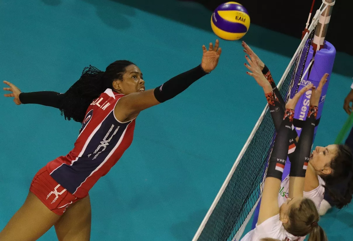 República Dominicana  derrota a Polonia en voleibol Sub-18