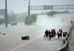 Organismo meteorológico mundial califica tormenta Harvey de “pesadilla total»