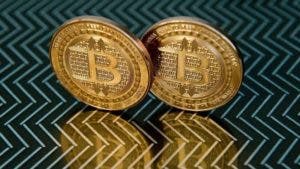 Qué es es el bitcoin cash, la nueva moneda nacida del bitcoin que ya vale más de US$450