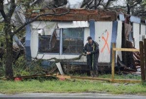 Huracán Harvey deja al menos una víctima mortal a su paso por Texas