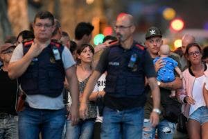 Hallan muerto un sospechoso que se saltó un control tras atentado Barcelona