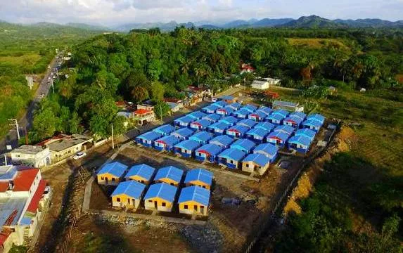 Gobierno entrega viviendas a 47 familias de Imbert afectadas por las lluvias del año pasado