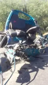 Accidente en kilómetro 8 de la carretera Azua-Baní deja un muerto y varios heridos