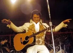 Cuarenta años después de su muerte, Estados Unidos celebra al «Rey» Elvis