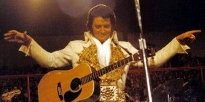Cuarenta años después de su muerte, Estados Unidos celebra al «Rey» Elvis