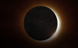 Cómo se produce un eclipse total de sol y por qué el del 21 de agosto es especial