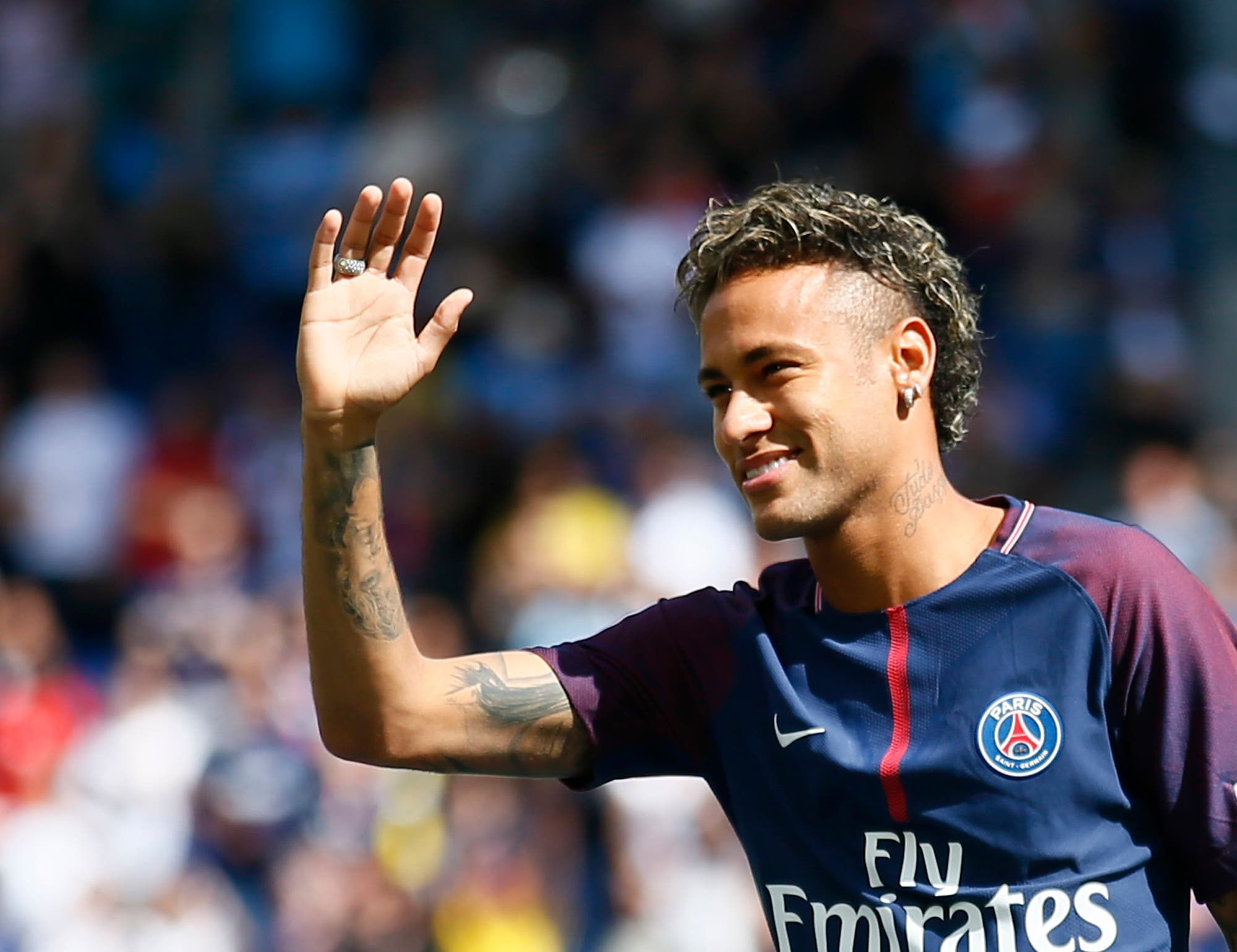 Neymar fuera de partido inicial de la temporada francesa