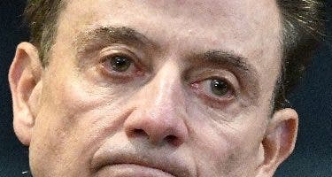 Rick Pitino es botado sin disfrute de sueldo