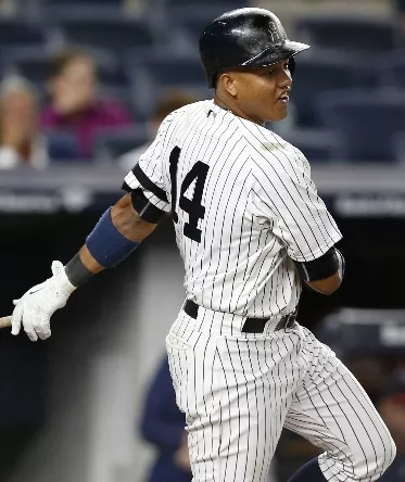 Dominicano Starlin Castro dice recupera ofensiva  poco a poco