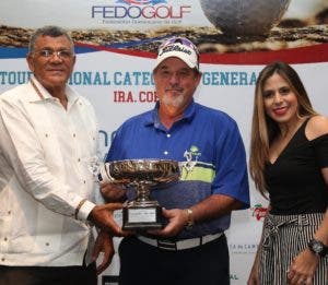 Golfista  EU gana la Copa Primma