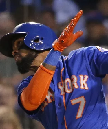 Reyes demuestra más poder al bate con Mets