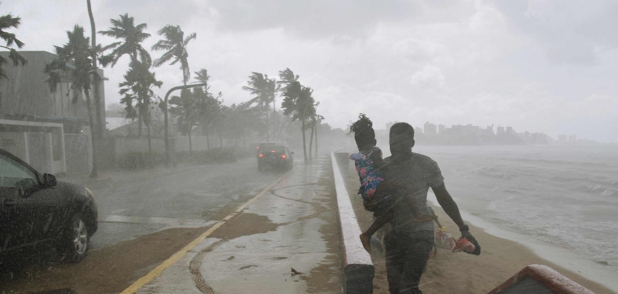 En Puerto Rico se comenzaron a sentir los vientos del huracán María desde la tarde de este lunes.