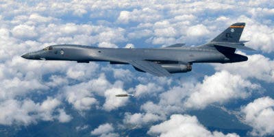 EEUU sobrevuela la península de Corea con potentes aviones