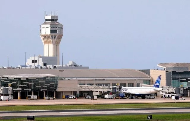 El Aeropuerto de la capital de Puerto Rico dejará de operar durante 24 horas