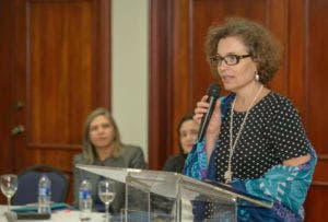 Analía Rosoli, coordinadora de proyectos de la OEI 