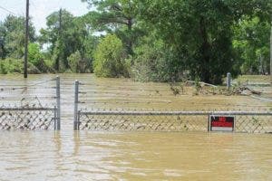 Harvey inundó depósitos tóxicos en Houston