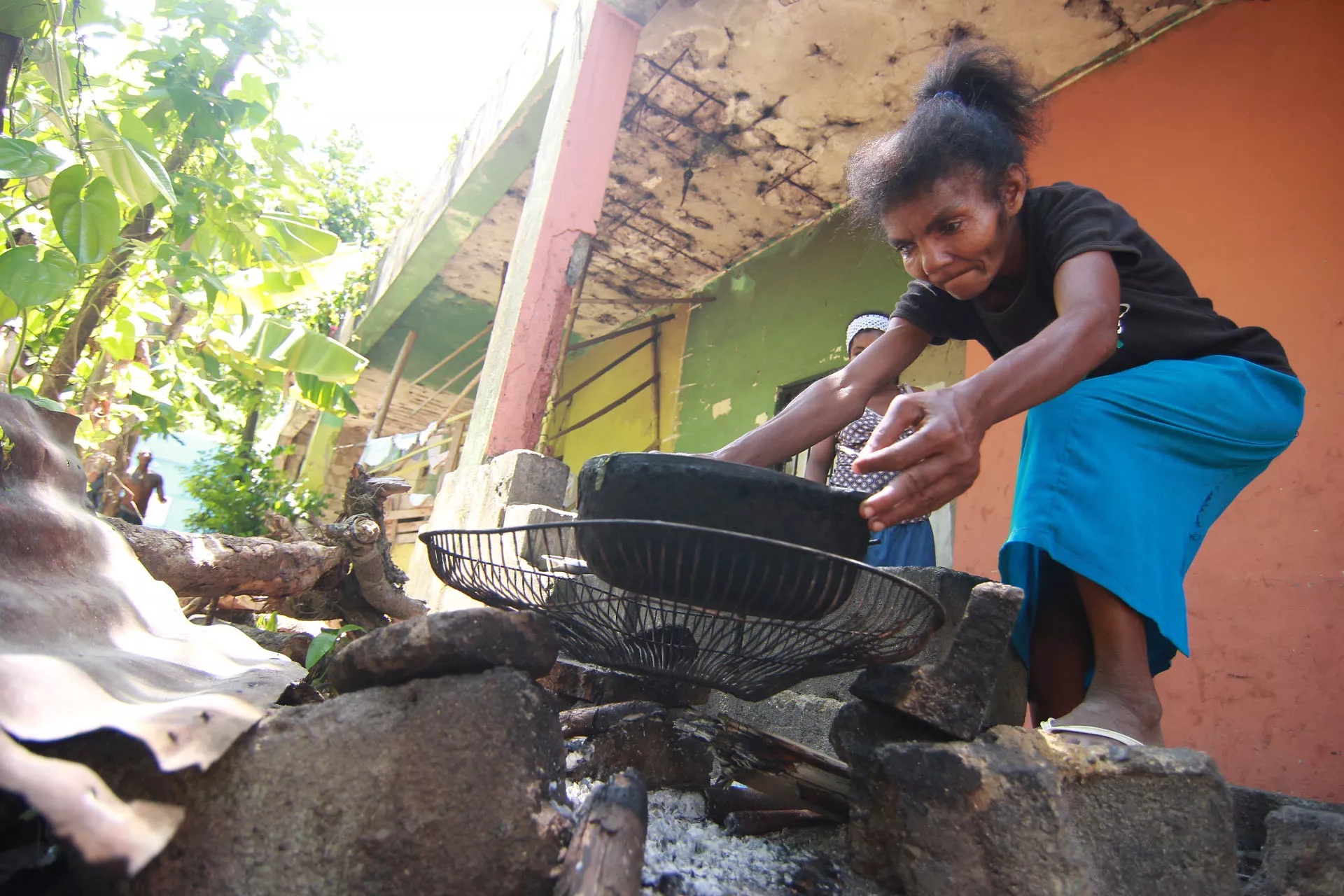 Más de 268 mil dominicanos cayeron en la pobreza en 2020 por la pandemia