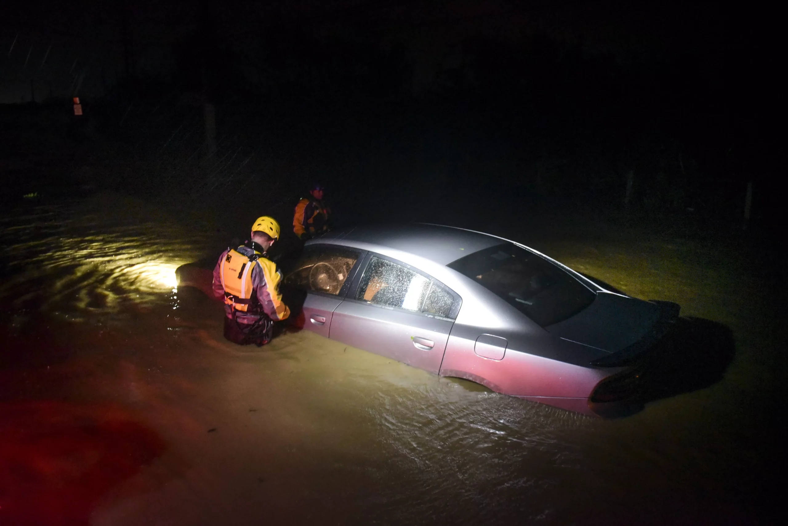 Tres muertos y daños materiales tras el paso del huracán Irma por Puerto Rico