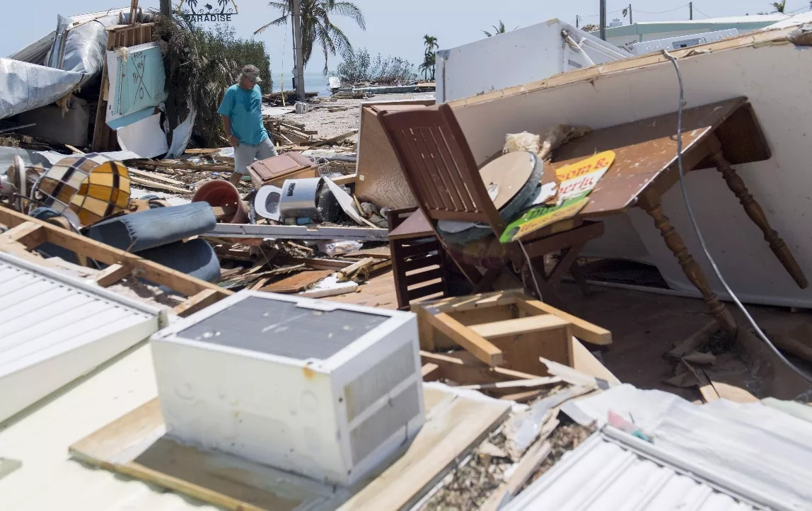 Irma deja 12 muertos en Florida y millones sin luz en EEUU