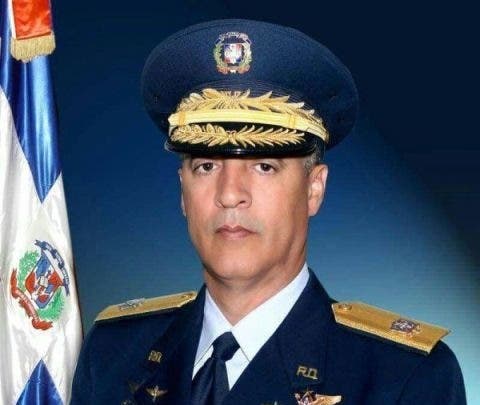 Padre de Marlon Martínez es un general de Fuerza Aérea Dominicana