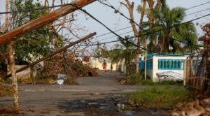 Ayuda EE.UU apenas se ve ante la devastación en Puerto Rico