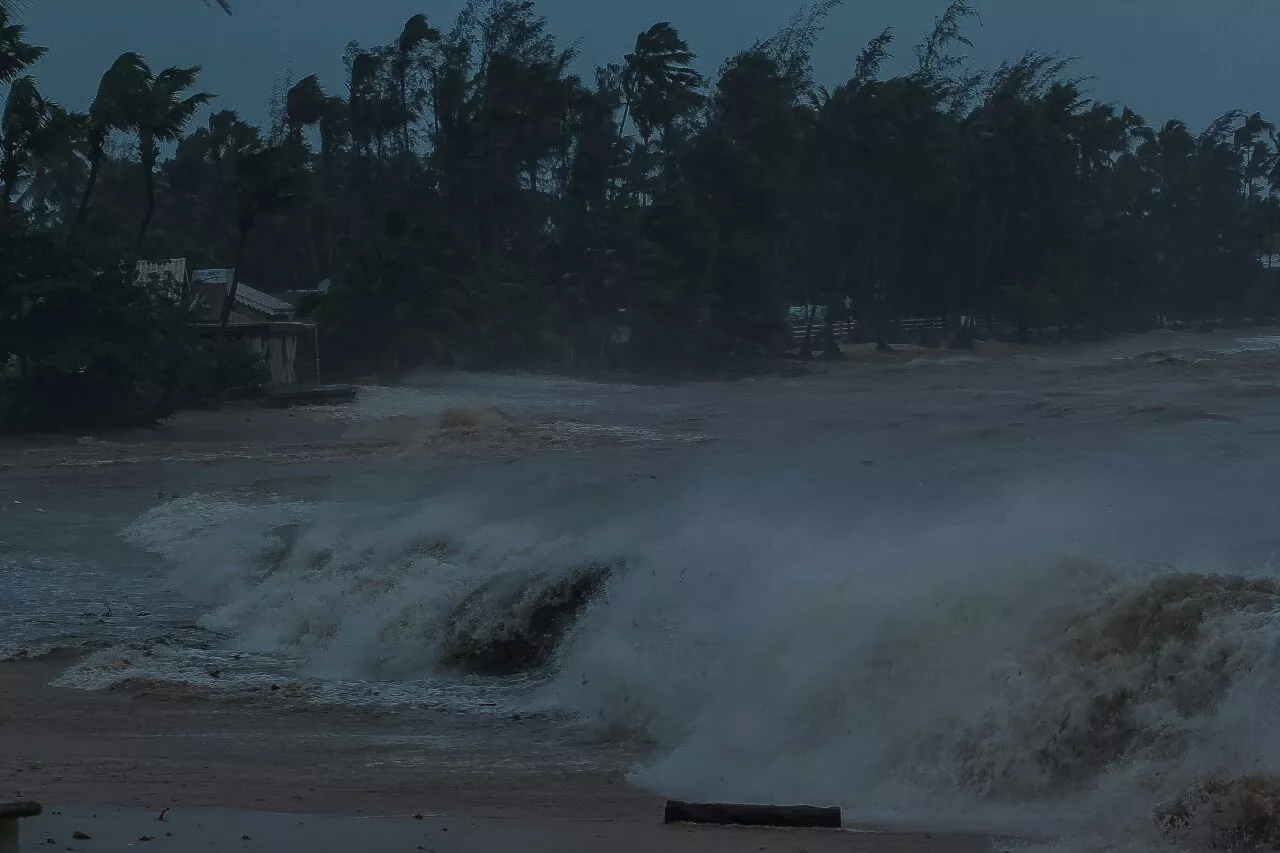 Video: Efectos del huracán Irma ya comienzan a sentirse en Samaná