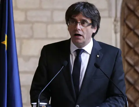 Puigdemont no huirá de justicia y quiere presentarse a elecciones en Cataluña