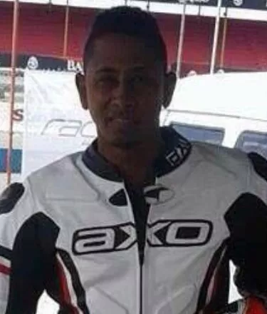 Piloto Vólquez fallece en accidente de moto