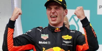Max Verstappen firma megacontrato con Red Bull por $53 millones anuales
