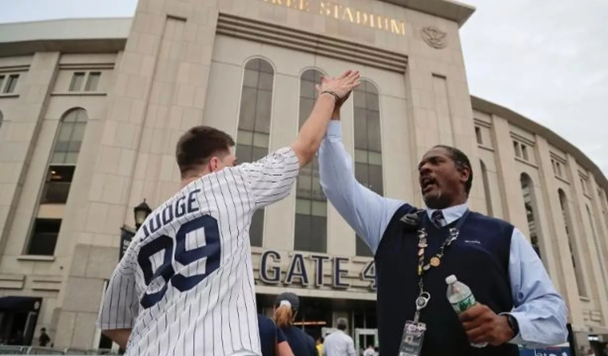 Triunfos Yankees ponen ‘eléctrica’ ciudad de NY