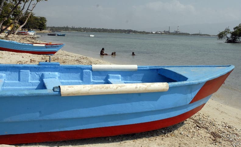Otro traficante de ilegales a PR es apresado por la Armada Dominicana