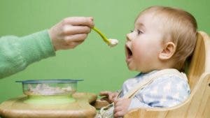 Cuatro trucos para lograr que los niños coman alimentos nuevos, según los científicos