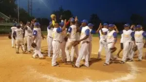 Cementera campeón categoría junior torneo Rubén Pimentel softbol DN