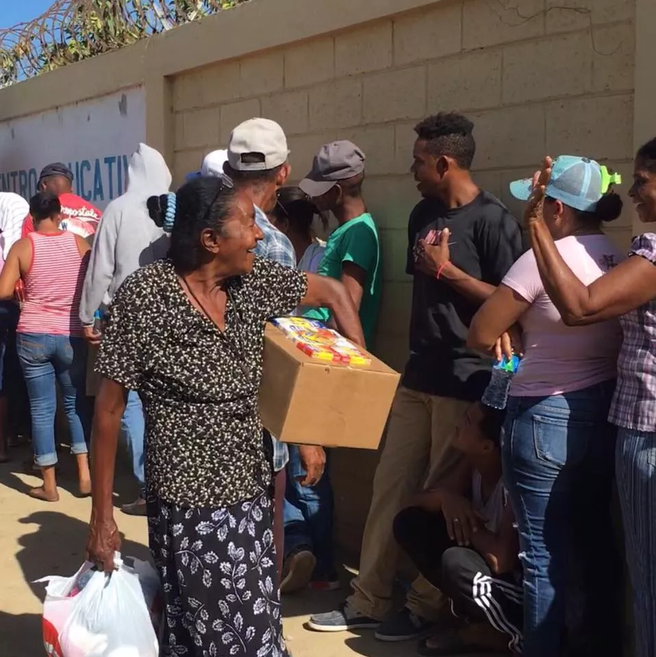 Entregan donaciones a damnificados en Monte Cristi por Huracan María