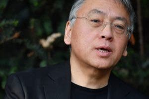 Novelista Kazuo Ishiguro gana el Nobel de Literatura