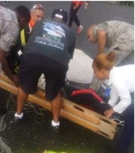 “¡Una ambulancia!, ¡rápido por favor!”, los minutos tras estrellarse un paracaidista en la Base Aérea de San Isidro