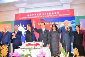 Taiwán celebra 106 aniversarios de su fundación