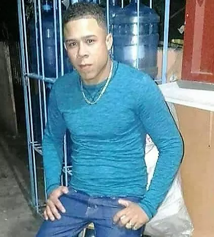 Joven se envenena y turista muere mientras se bañaba en playa de Puerto Plata