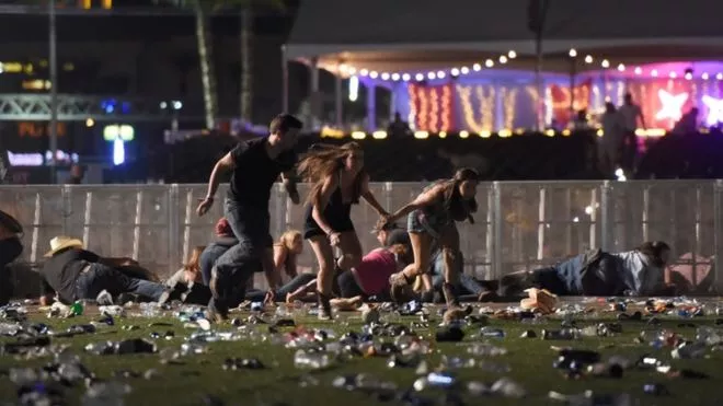 Al menos 50 muertos y más de 200 heridos en un tiroteo en Las Vegas