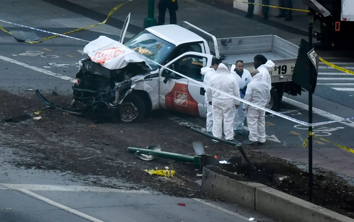 Trump tacha de “enfermo y perturbado” al autor del ataque en Nueva York  que dejó 8 muertos