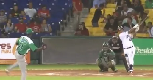 Gigantes del Cibao frenan a Estrellas Orientales en el béisbol dominicano