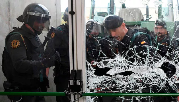 Al menos 91 heridos en Cataluña en incidentes durante el referéndum